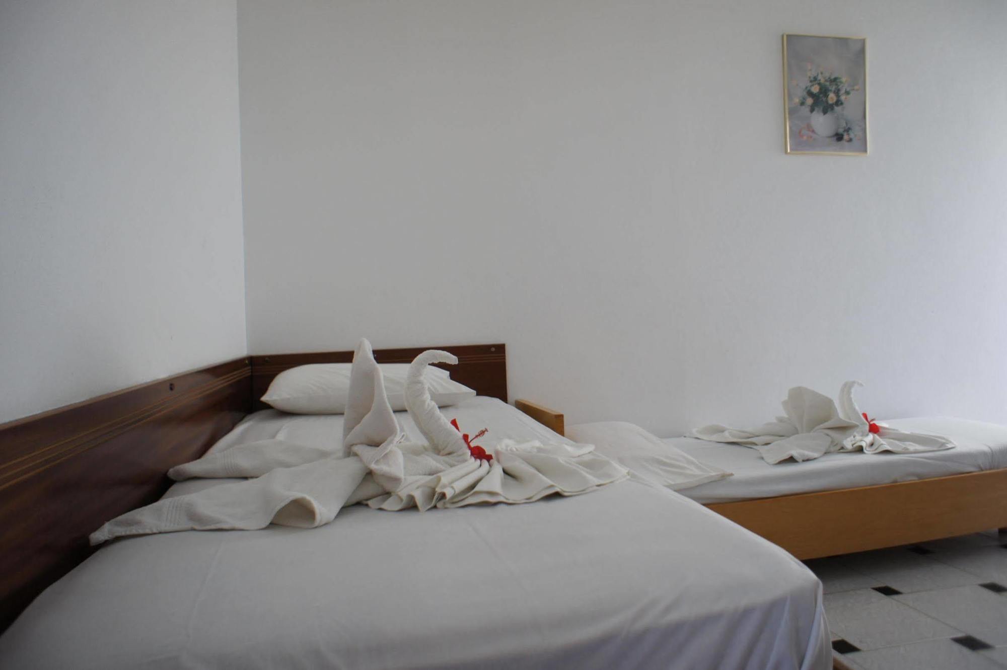 Fili Hotel Apartments Tigaki Extérieur photo